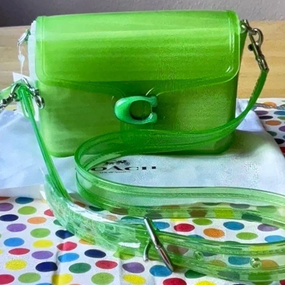 💚 COACH GREEN JELLY TABBY 💚 NWT - Picture 2 of 15